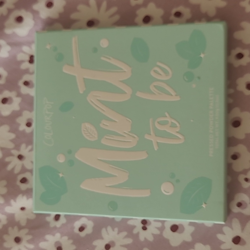Colourpop Mint to Be Palette